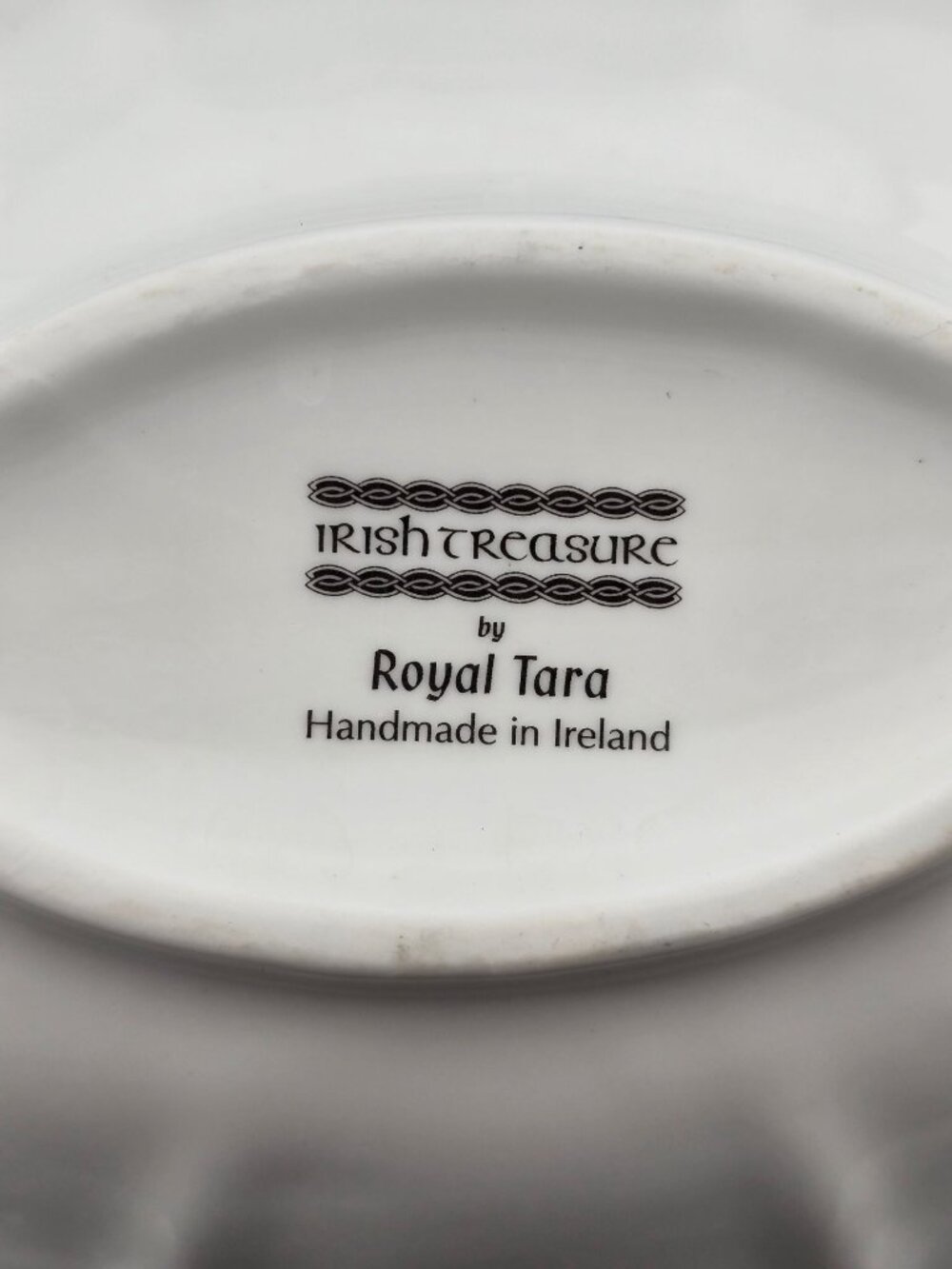Royal Tara Irish Treasures Oval Bowl Celtic Knot 7x 5.25" Yellow & Blue Ireland - Picture 7 of 9